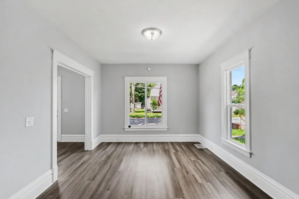 1117 Mills Street Kalamazoo City MI 49001