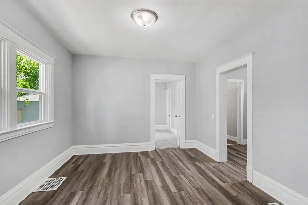 1117 Mills Street Kalamazoo City MI 49001