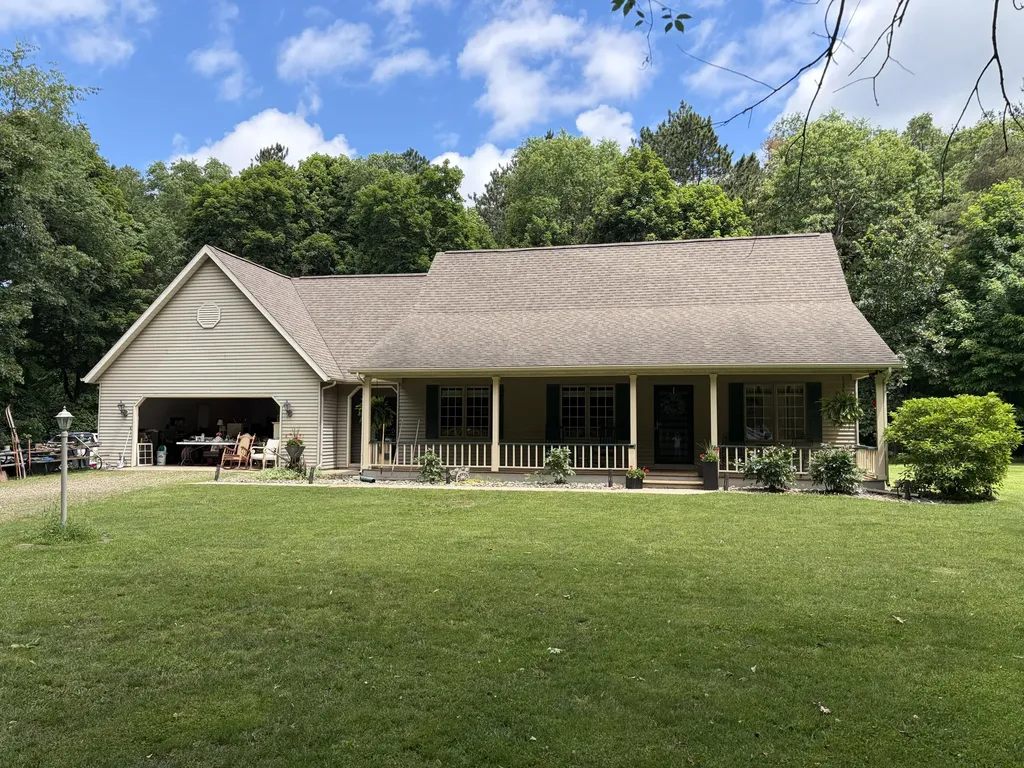 2930 N 26th Comstock Charter Township MI 49048