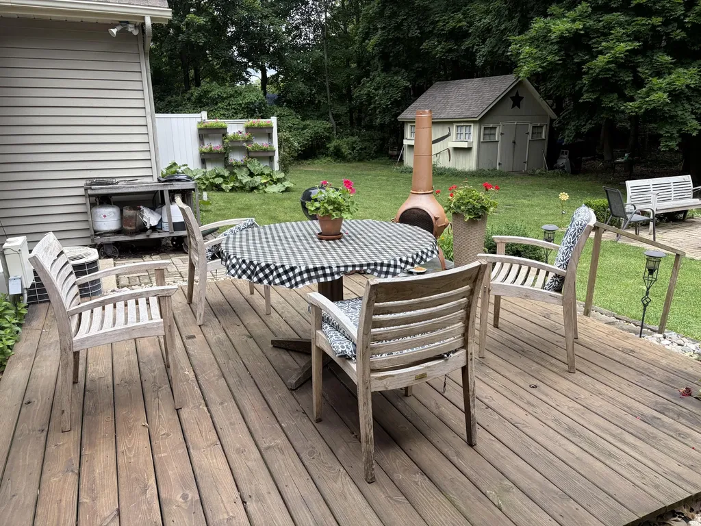 2930 N 26th Comstock Charter Township MI 49048