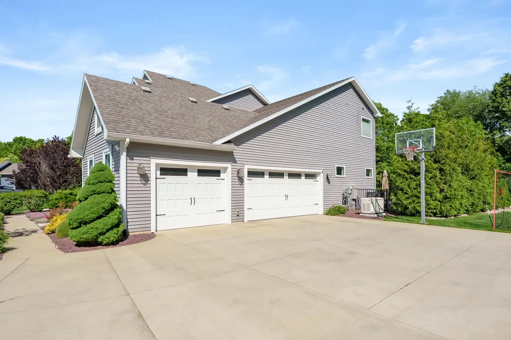 7375 Morganshire Court Texas Charter Township MI 49009