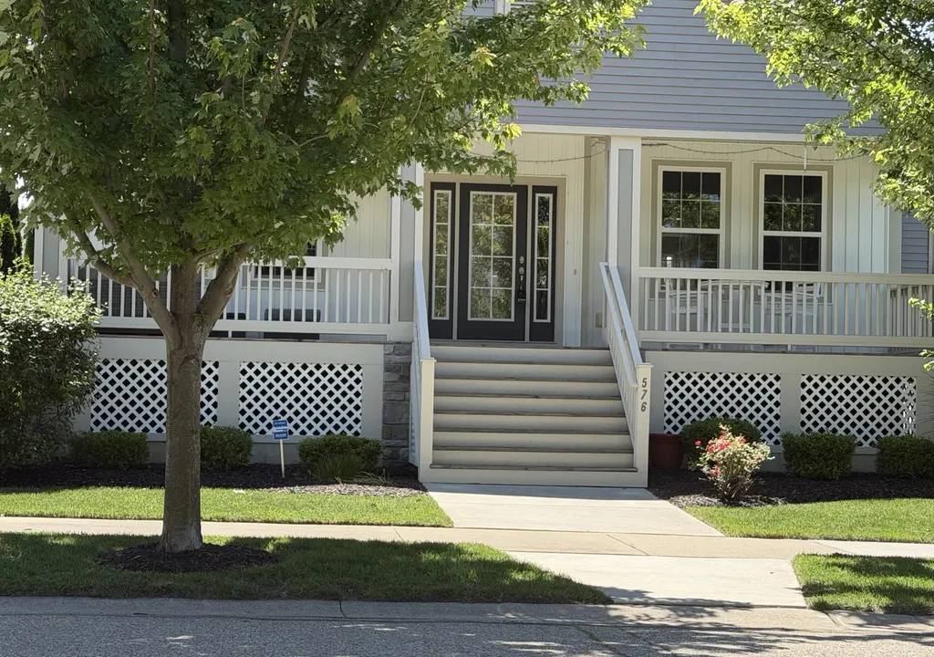 576 Brownstone Street Holland City MI 49423