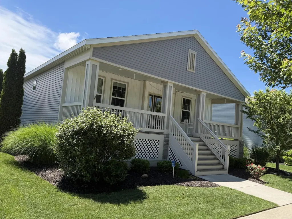 576 Brownstone Street Holland City MI 49423