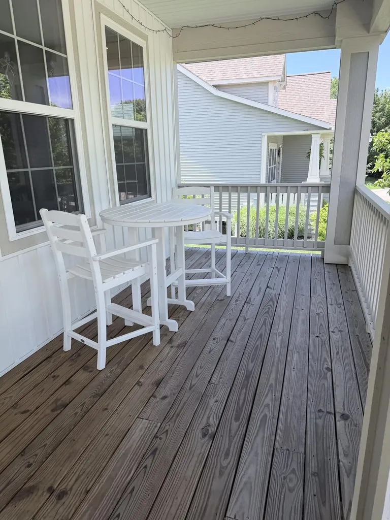 576 Brownstone Street Holland City MI 49423