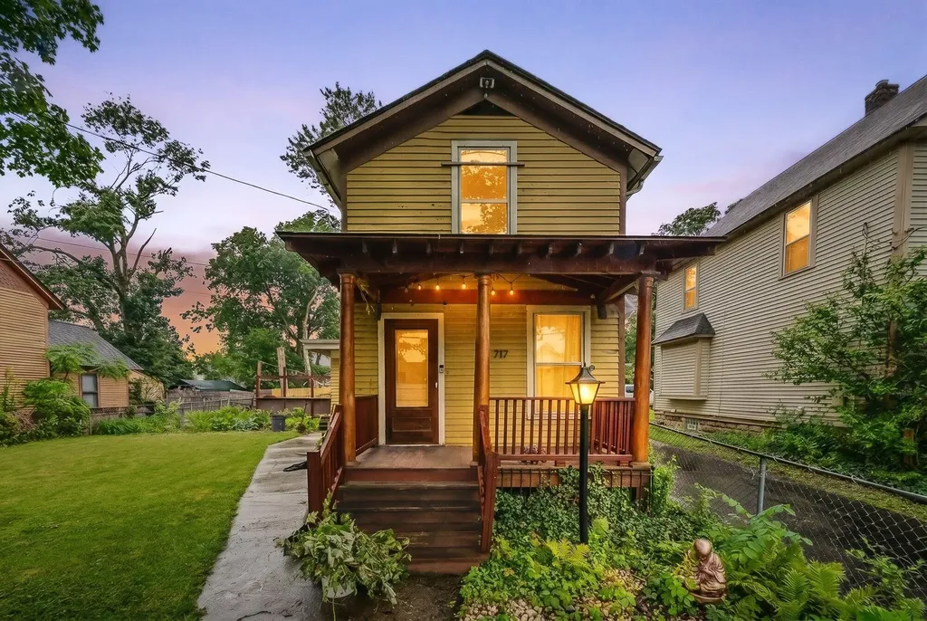 717 Mccourtie Street Kalamazoo City MI 49008