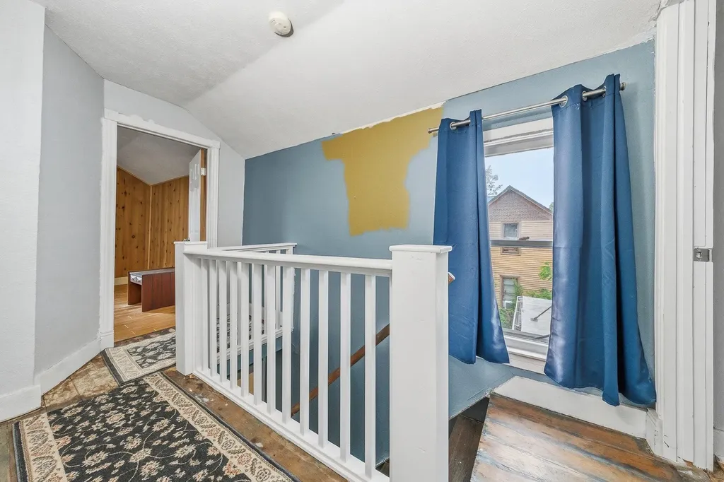 717 Mccourtie Street Kalamazoo City MI 49008