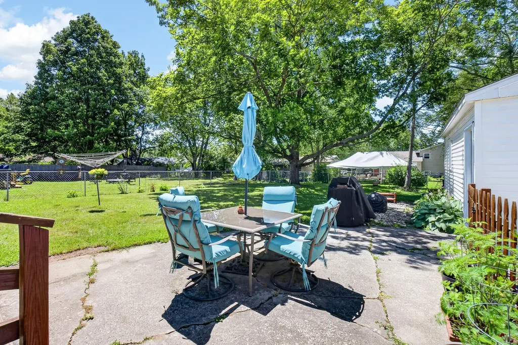 6704 Fescue Street Portage City MI 49024