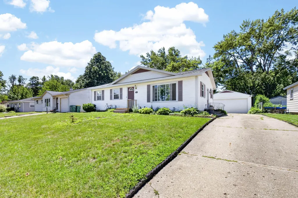 6704 Fescue Street Portage City MI 49024