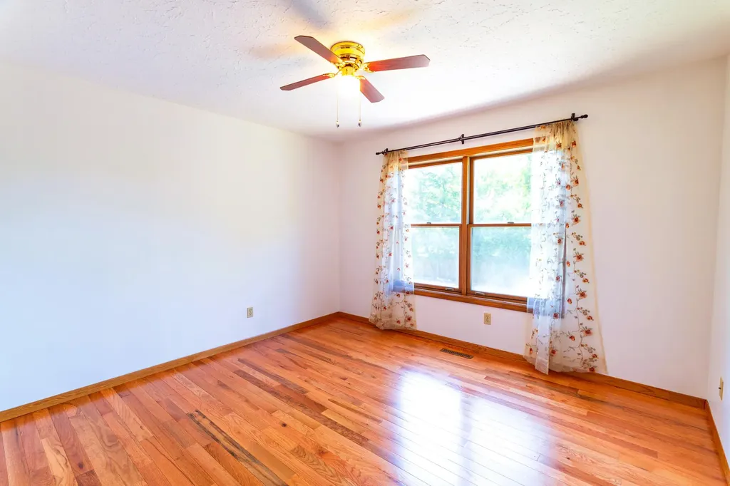 8805 Stadium Drive Oshtemo Charter Township MI 49009