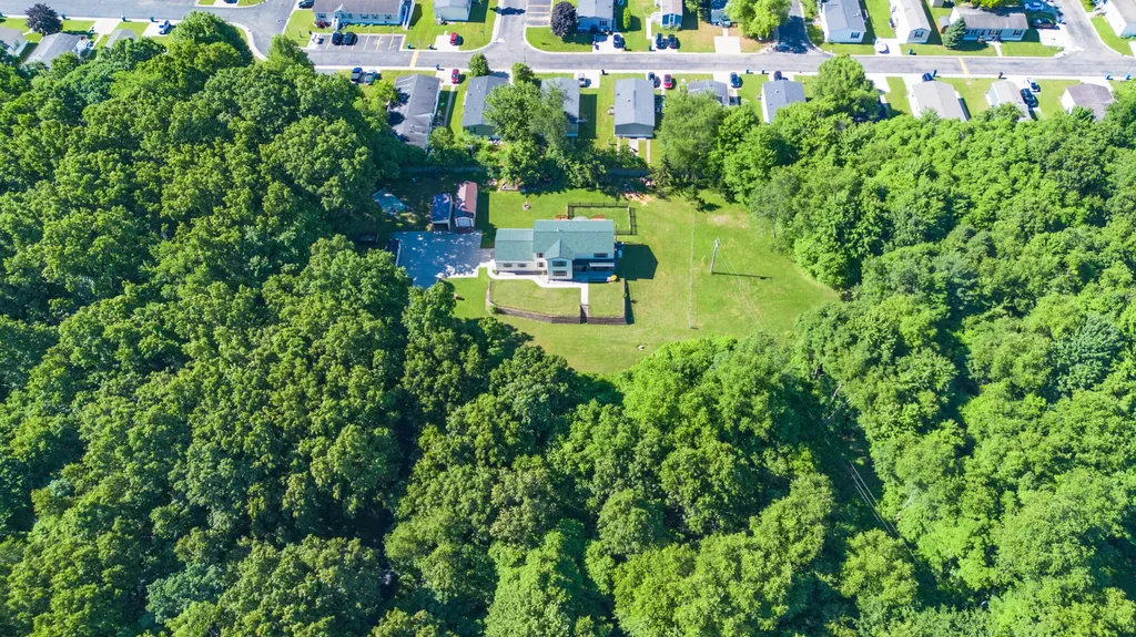 8805 Stadium Drive Oshtemo Charter Township MI 49009