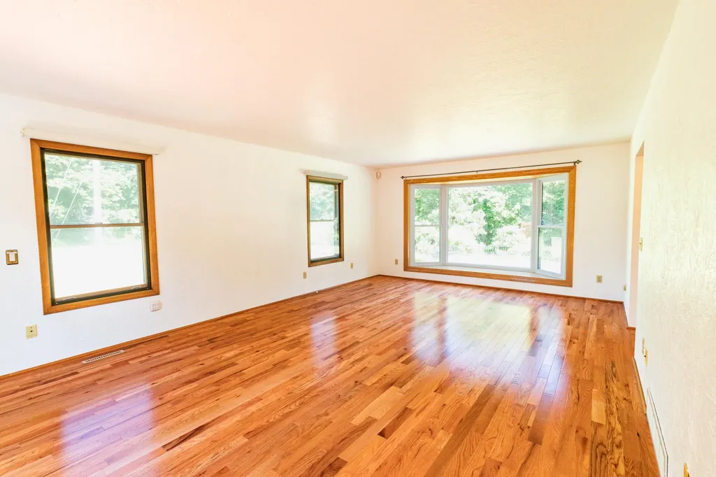 8805 Stadium Drive Oshtemo Charter Township MI 49009