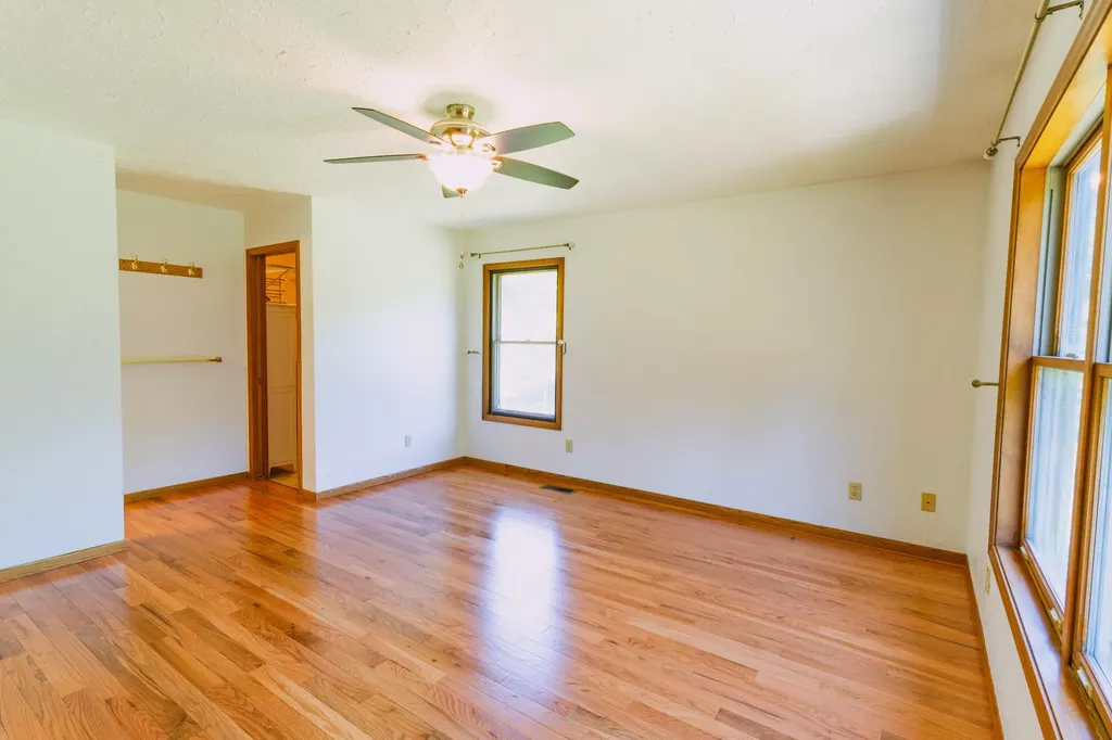 8805 Stadium Drive Oshtemo Charter Township MI 49009