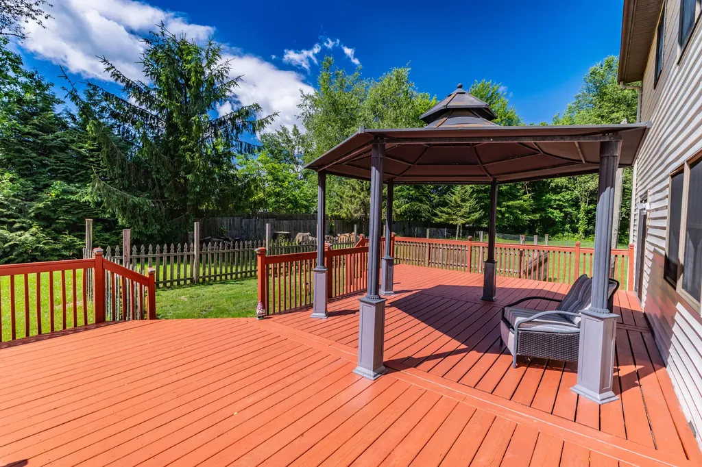 8805 Stadium Drive Oshtemo Charter Township MI 49009