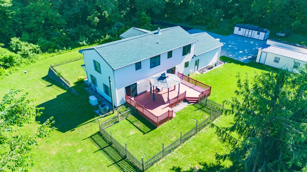 8805 Stadium Drive Oshtemo Charter Township MI 49009