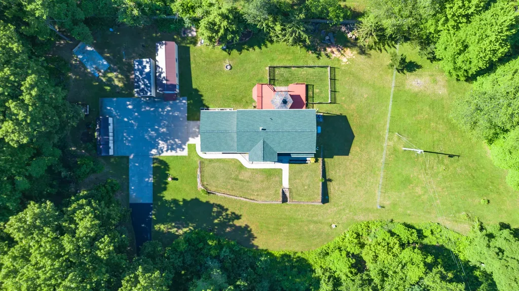 8805 Stadium Drive Oshtemo Charter Township MI 49009