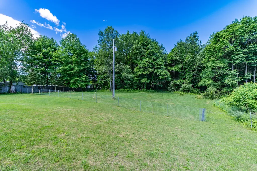 8805 Stadium Drive Oshtemo Charter Township MI 49009