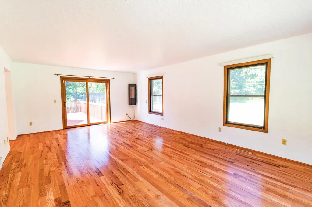 8805 Stadium Drive Oshtemo Charter Township MI 49009
