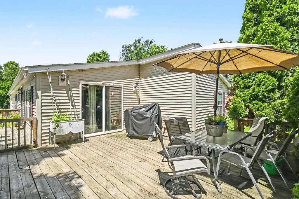 141 E Franklin Street Woodland Village MI 48897