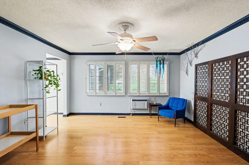 4319 Bronson Boulevard Kalamazoo City MI 49008