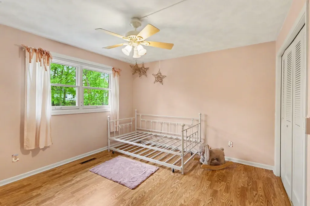 4319 Bronson Boulevard Kalamazoo City MI 49008