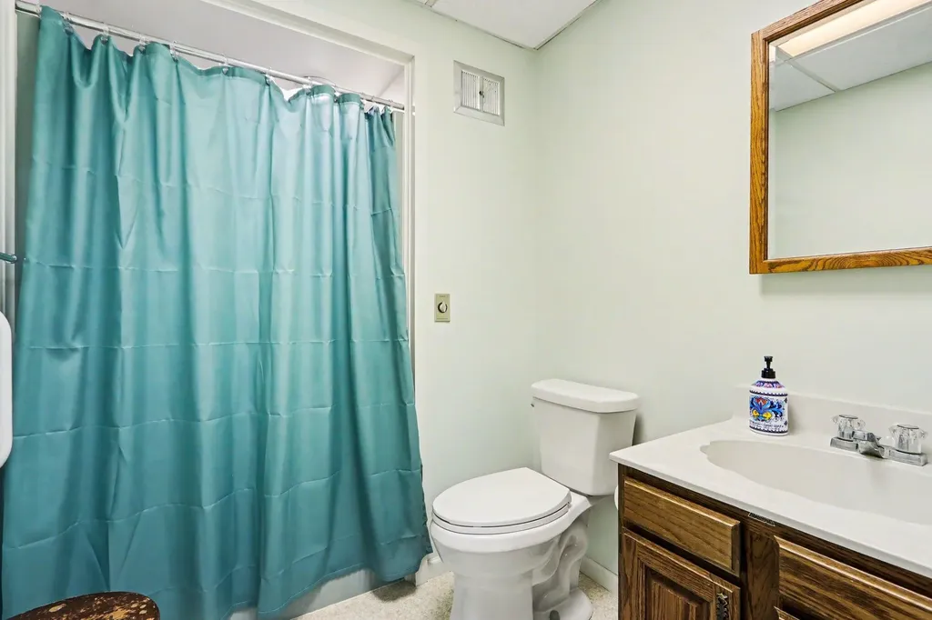 4319 Bronson Boulevard Kalamazoo City MI 49008