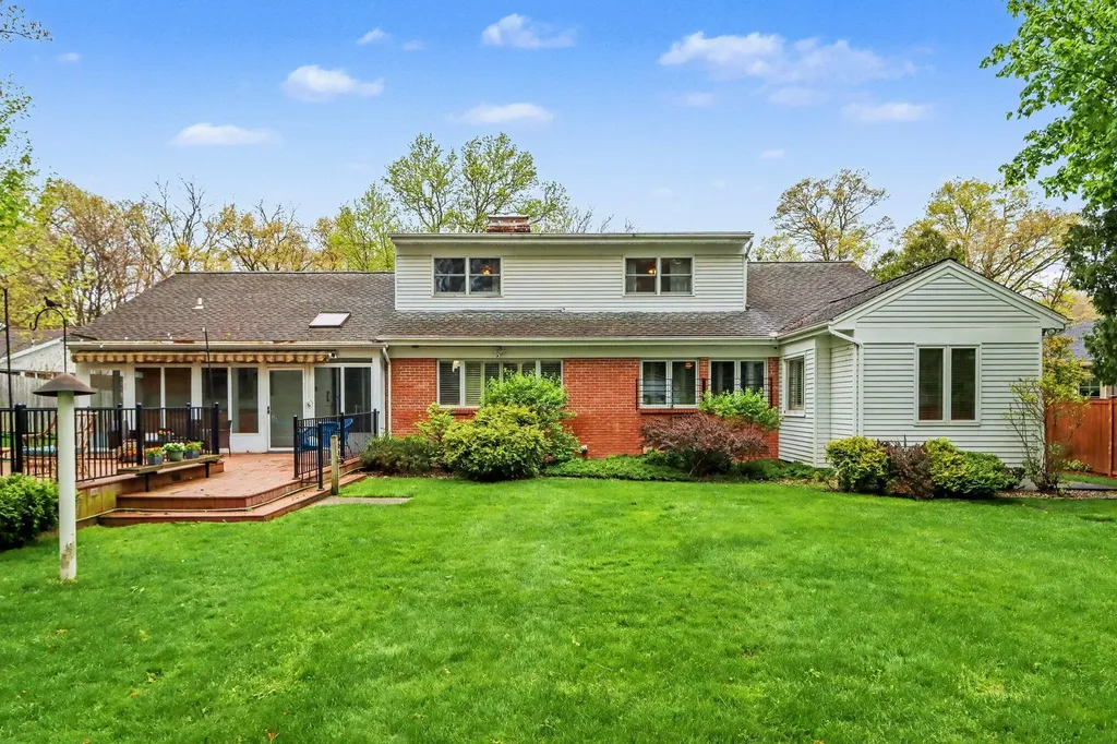 4319 Bronson Boulevard Kalamazoo City MI 49008