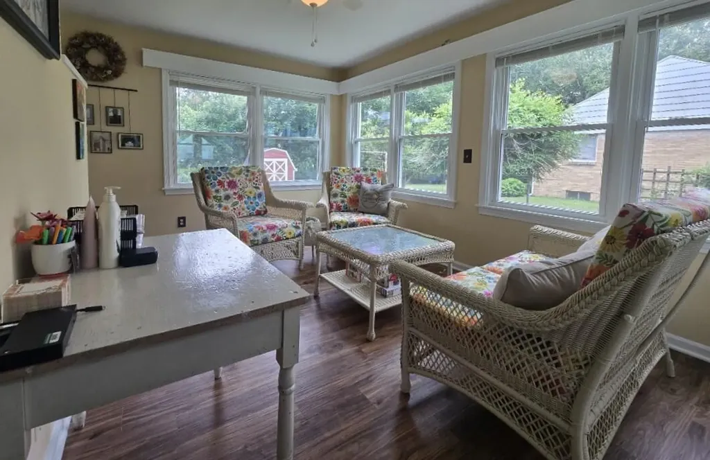1002 Coolidge Avenue Kalamazoo Charter Township MI 49006