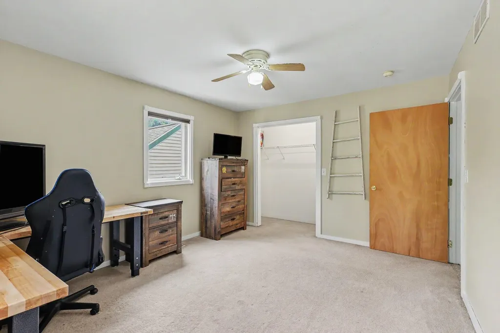 19601 68th Street Geneva Township MI 49090