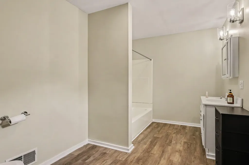 19601 68th Street Geneva Township MI 49090