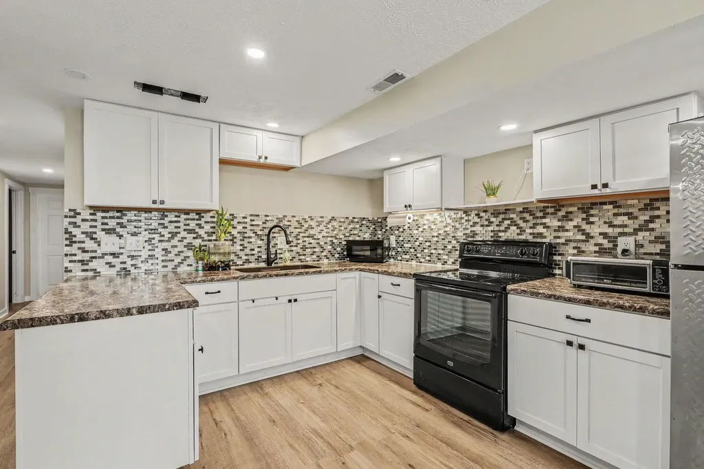 19601 68th Street Geneva Township MI 49090