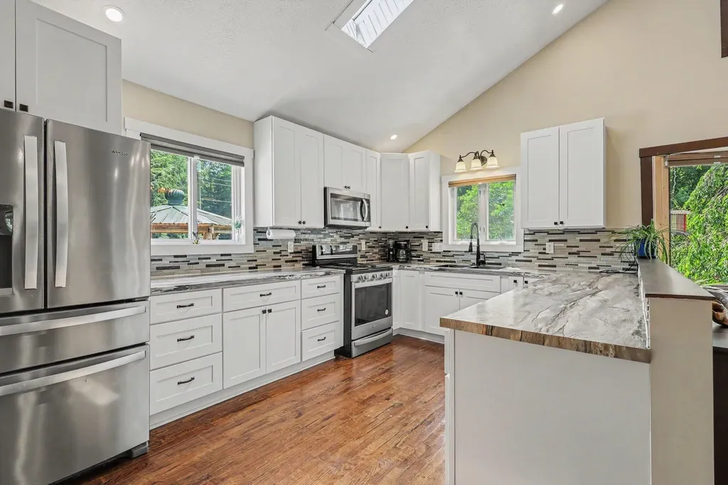 19601 68th Street Geneva Township MI 49090
