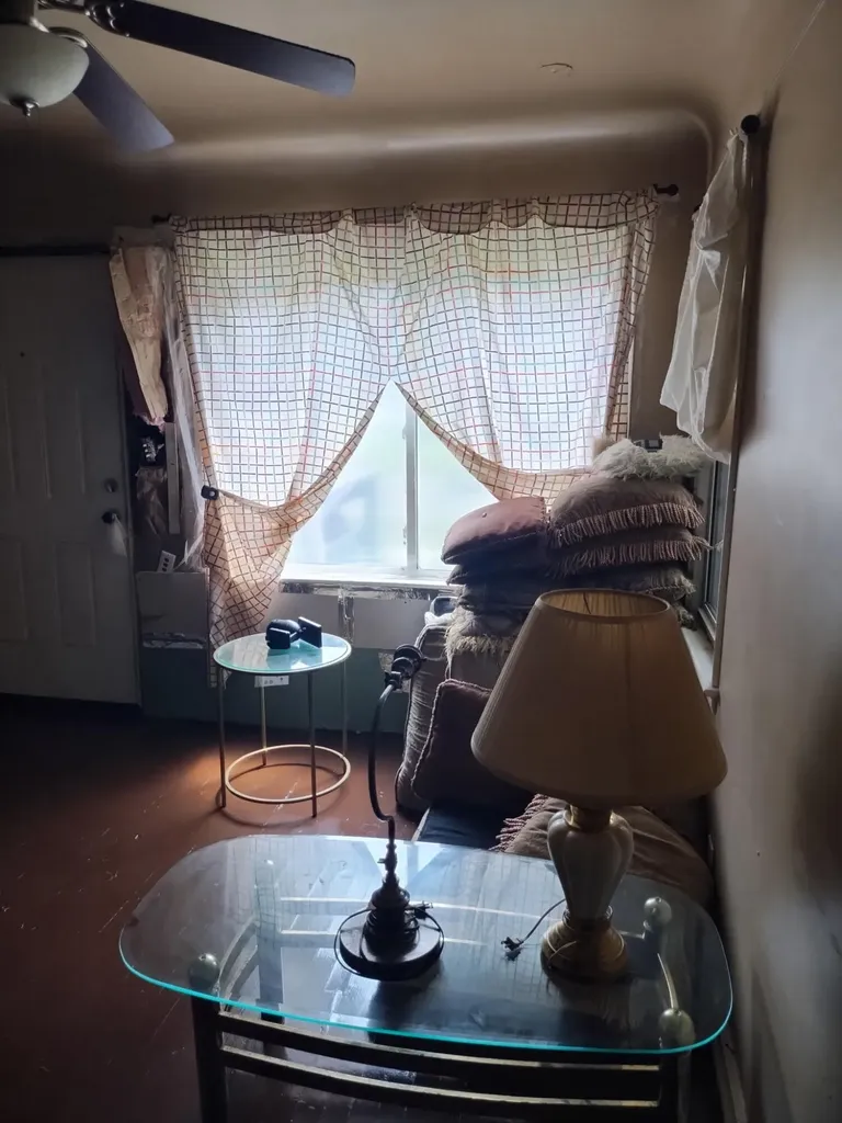 3621 Winona Street Flint City MI 48504