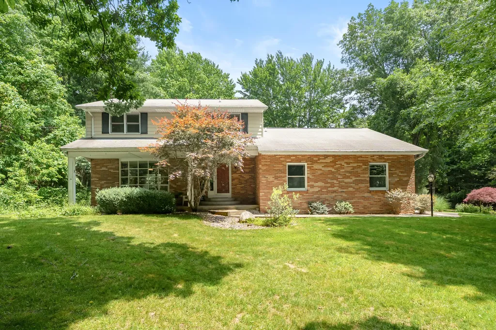2910 N 5th Street Oshtemo Charter Township MI 49009