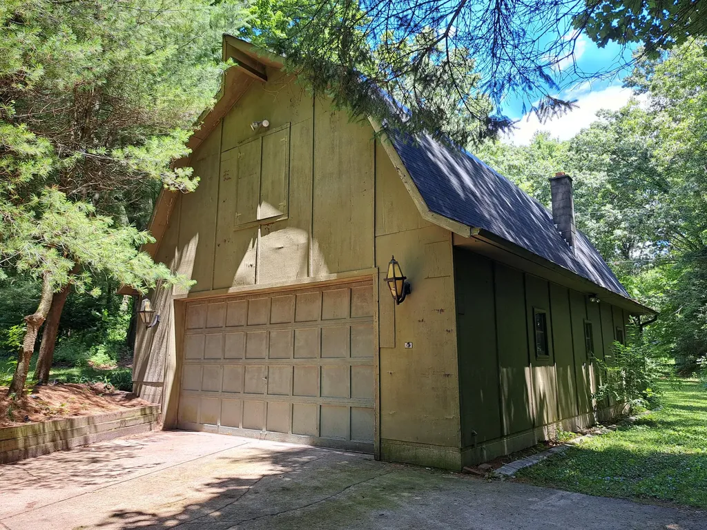 2910 N 5th Street Oshtemo Charter Township MI 49009