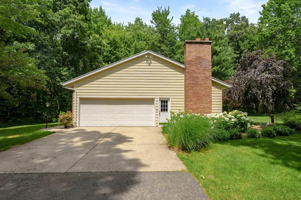 2910 N 5th Street Oshtemo Charter Township MI 49009