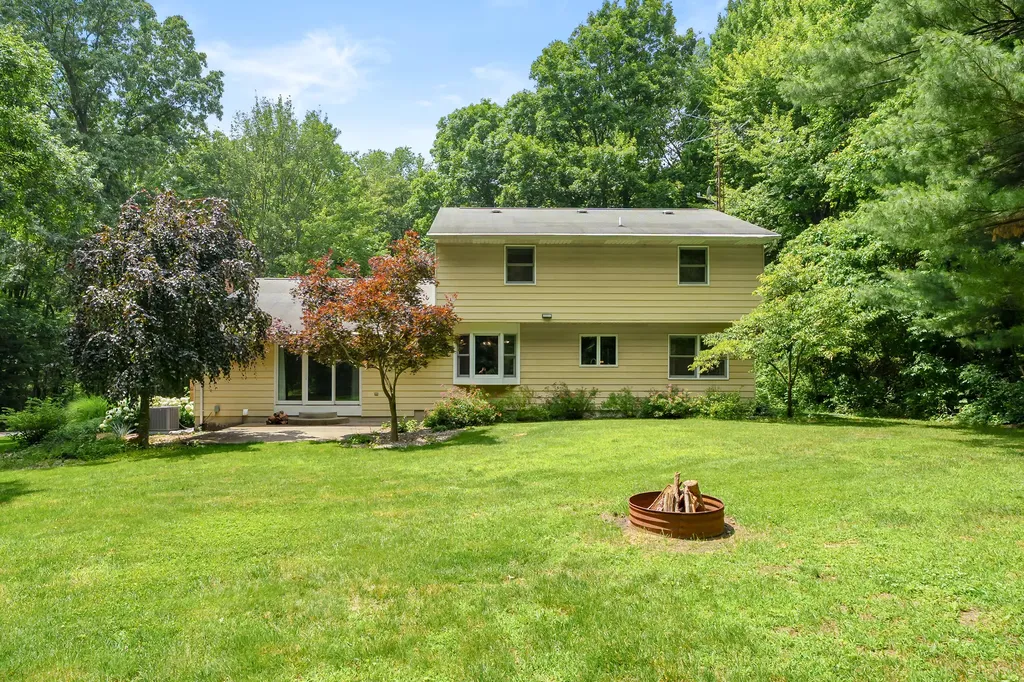 2910 N 5th Street Oshtemo Charter Township MI 49009