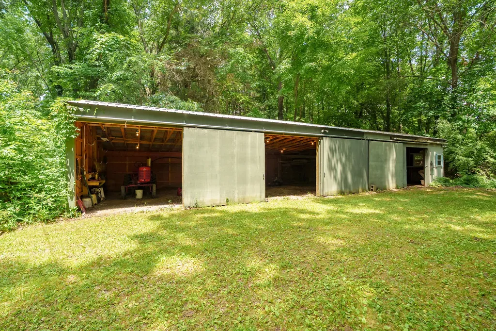2910 N 5th Street Oshtemo Charter Township MI 49009