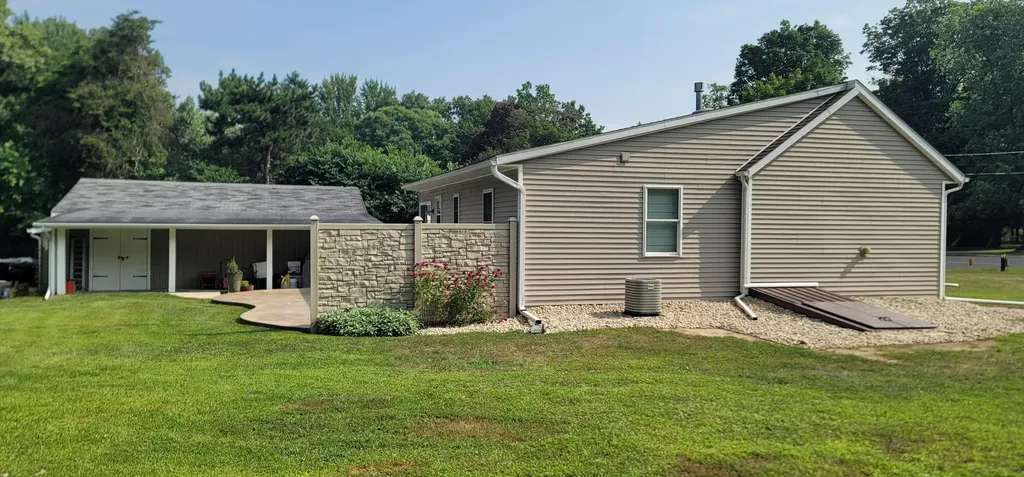 8328 Lovers Lane Portage City MI 49002
