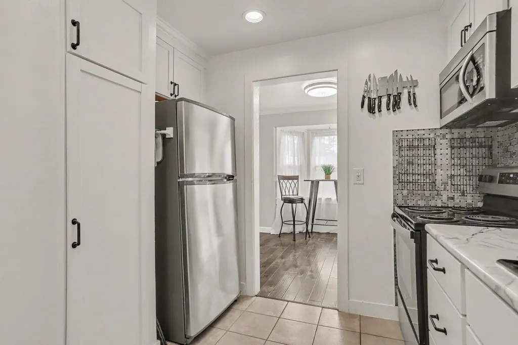 109 W Sunset Boulevard W Pennfield Charter Township MI 49017