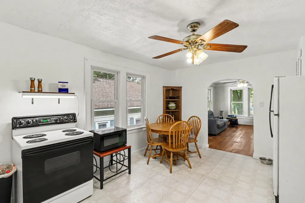 425 Garland Street Kalamazoo City MI 49001