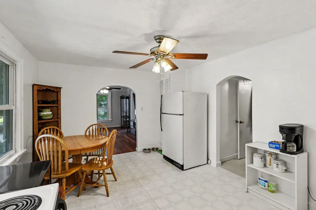 425 Garland Street Kalamazoo City MI 49001