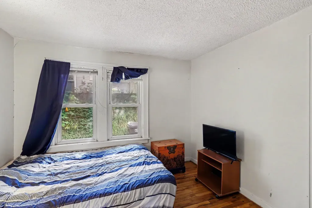 425 Garland Street Kalamazoo City MI 49001