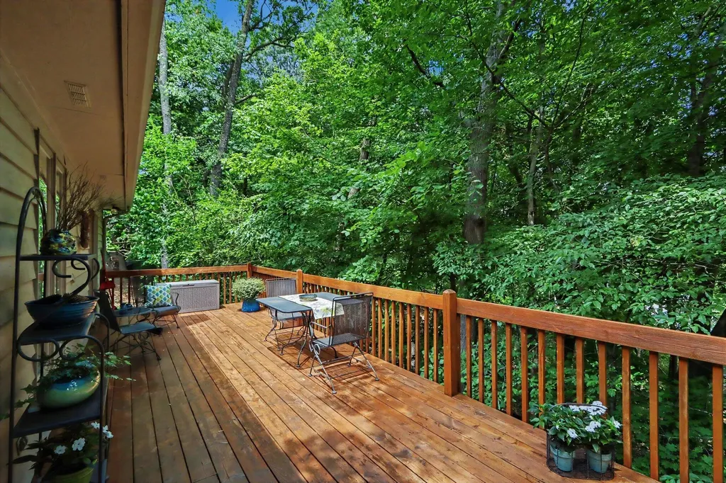 200 Grandview Avenue Kalamazoo City MI 49001
