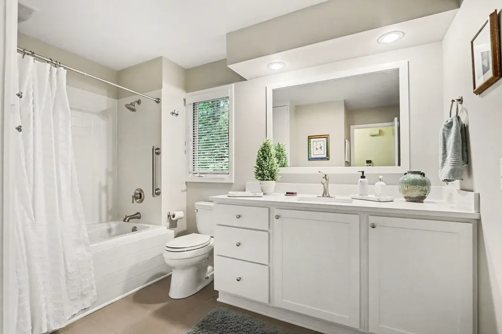 200 Grandview Avenue Kalamazoo City MI 49001