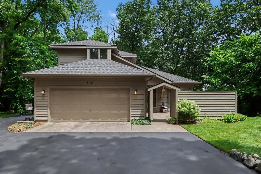 200 Grandview Avenue Kalamazoo City MI 49001