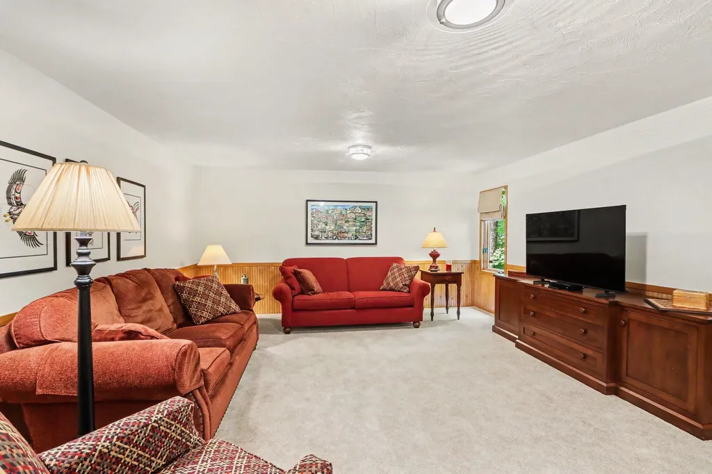 200 Grandview Avenue Kalamazoo City MI 49001