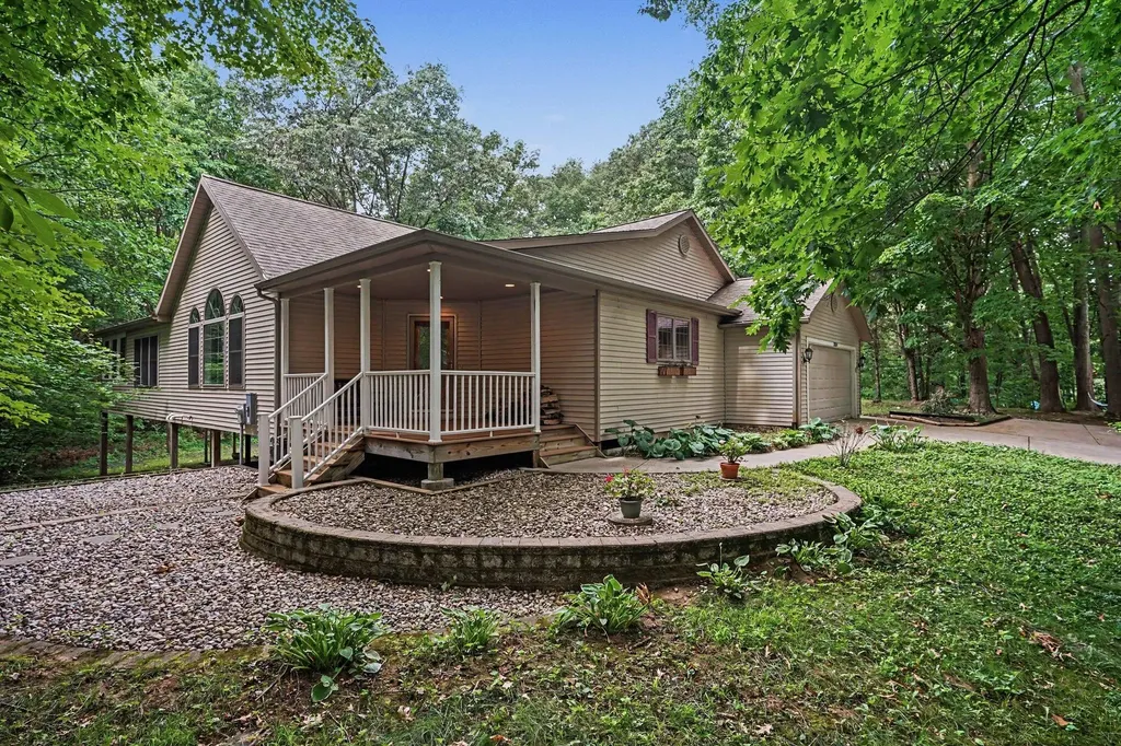 3334 Clearview Lane Saugatuck Township MI 49453