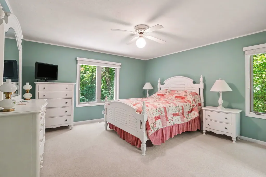 3334 Clearview Lane Saugatuck Township MI 49453