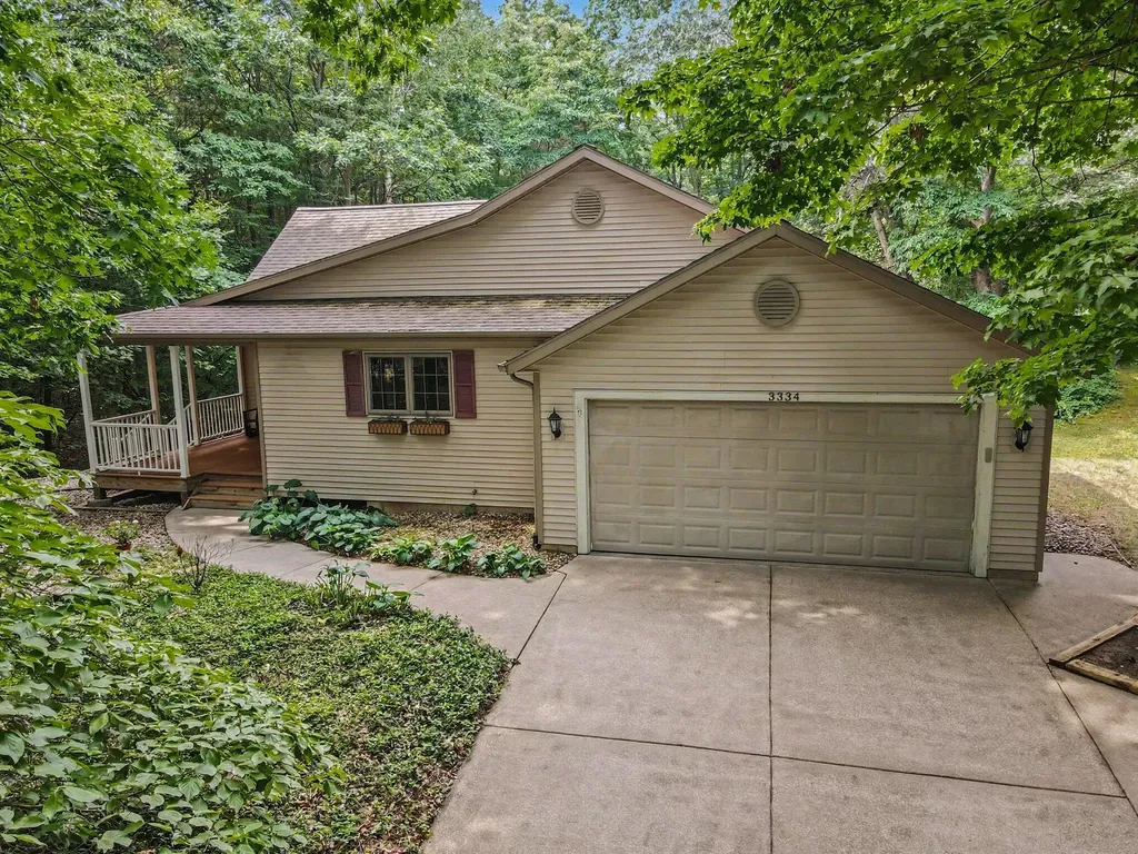 3334 Clearview Lane Saugatuck Township MI 49453
