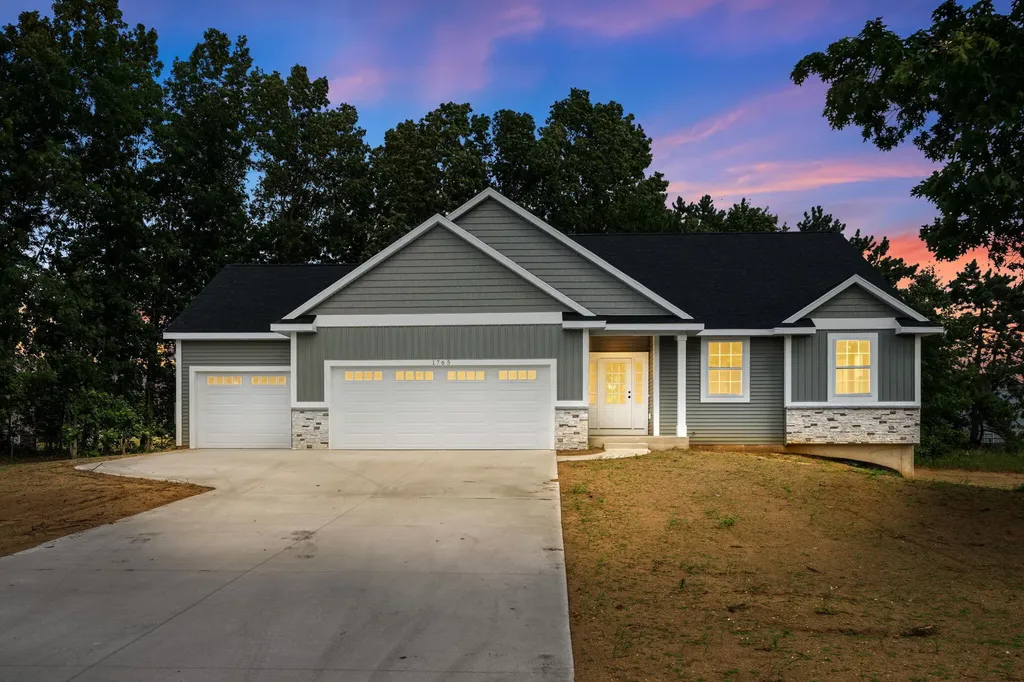 1765 Fairview Drive Allegan Township MI 49010